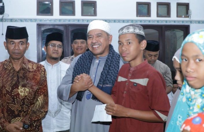 Alfedri Jadikan Momen Safari Ramadan di Lubuk Dalam Terima Keluhan dan Saran dari Warga