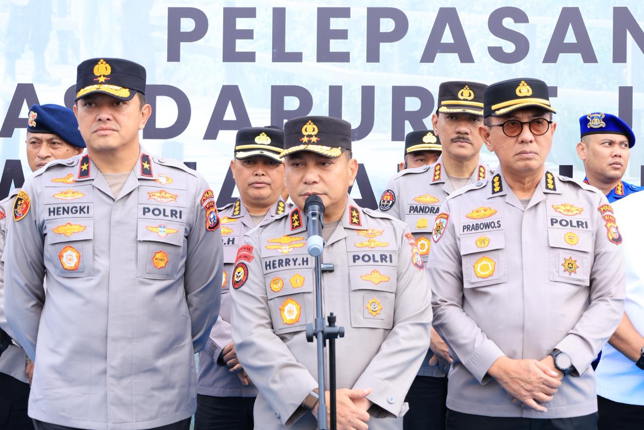 Kapolda Riau Lepas 250 Personel Satgas Bangun Jembatan Merah Putih Presisi