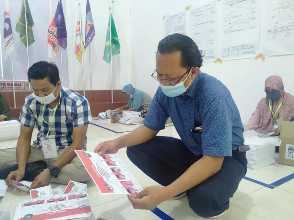KPU Siak Kekurangan 343 Surat Suara