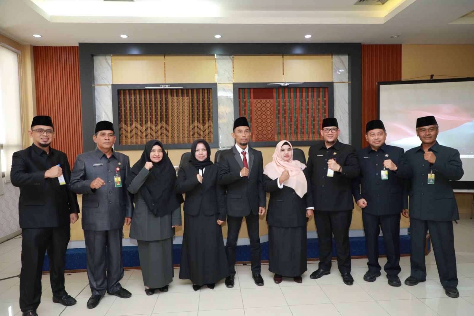 Lantik 4 Pejabat Fungsional di Lingkungan Pemkab Siak, Admindum Rozi Harap Berorientasi Pada Pelayanan.