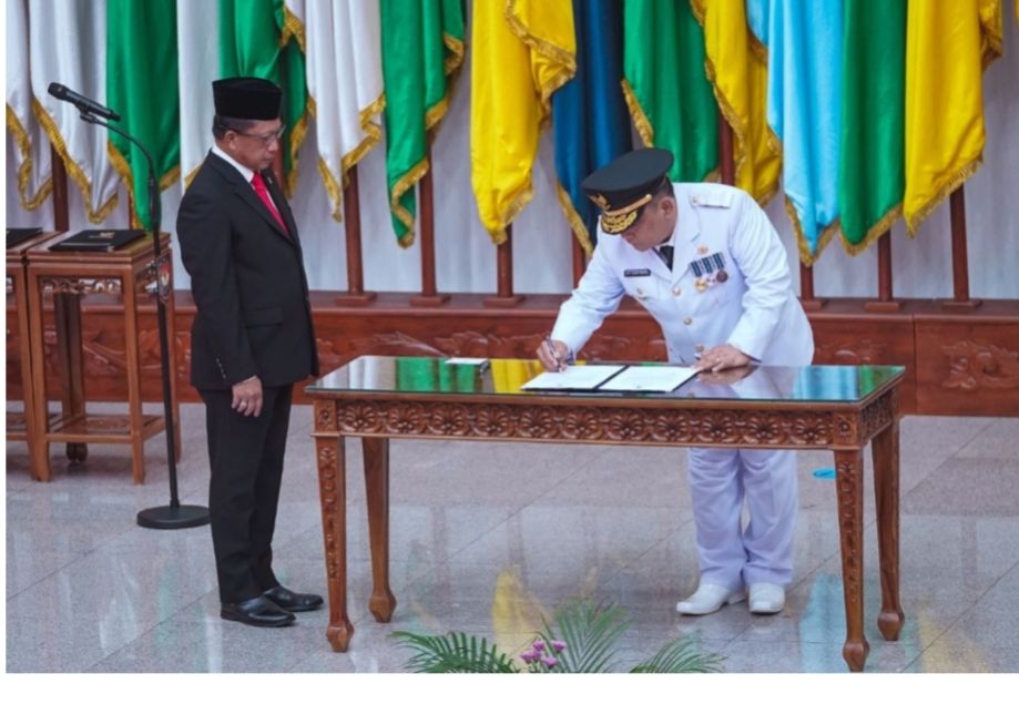 Mendagri Lantik SF Hariyanto jadi PJ Gubernur Riau