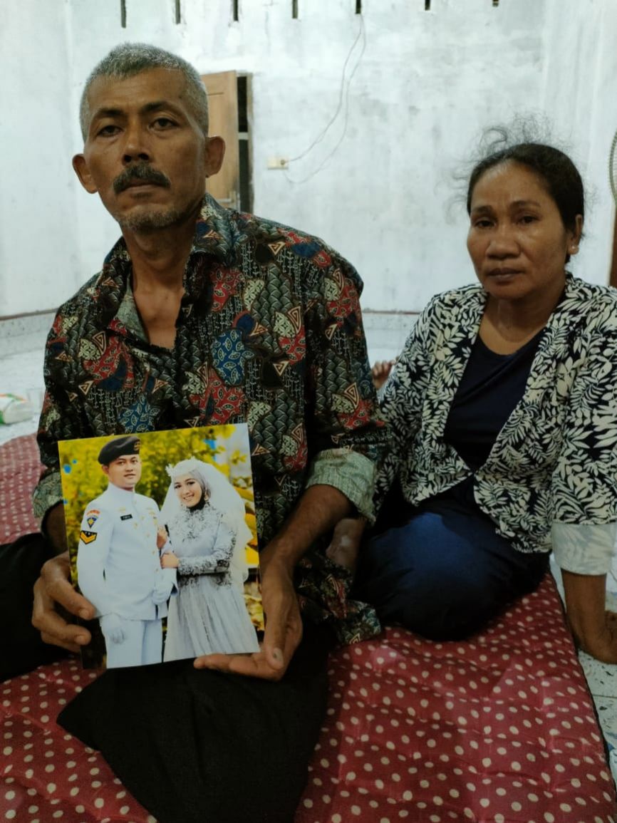 Orang Tua Sertu Yoto Eki Setiawan di Siak Merasa Kehilangan dan Terpukul