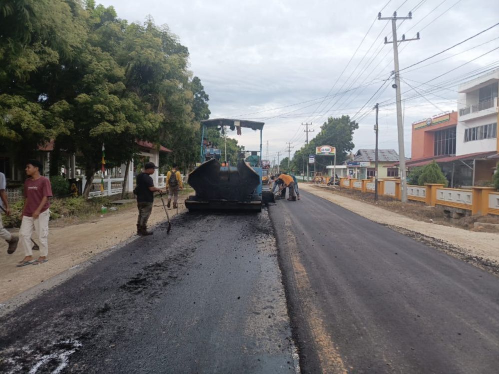 Perbaikan Jalan di Inhu dan Kuansing Digenjot untuk Tingkatkan Konektivitas