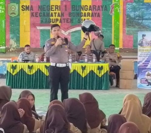 Satlantas Polres Siak Gelar Sosialisasi Tertip Berlalu Lintas Kepada Pelajar SMA Negeri I Bungaraya
