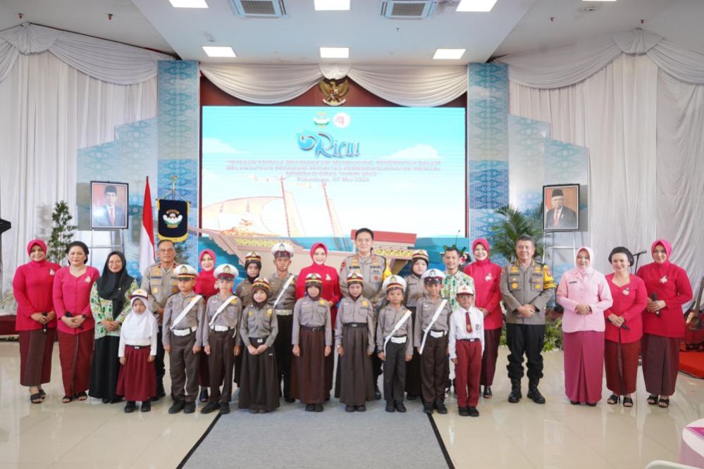 Yayasan Kemala Bhayangkari Polda Riau Dukung Program Generasi Emas 2045